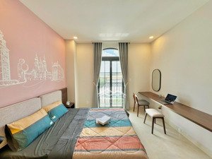 cho thuê phòng cửa sổ to full view gần sân bay tân bình