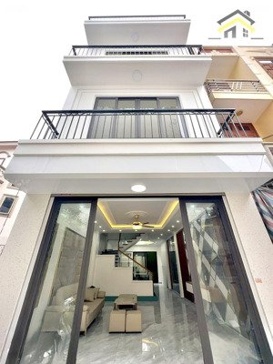 văn cao phố - 58m2 - 4 tầng - 3,7 tỷ - gara ô tô quanh nhà .. thông lạch tray