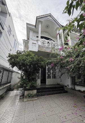 nhà mái thái góc 2 mặt cực hiếm thạnh mỹ lợi, quận 2 căn nhà mái thái chính chủ gửi bán cực hiếm