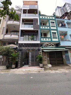 quận 10- hầm 6 tầng thang máy và 2 thang bộ, tổng 6 pn, 5 wc, nhà mới cho thuê chdv,