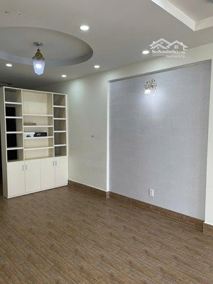 suất nnn bán căn hộ scenic valley 1, 8,3 tỷ, 94m2, 3pn, 2wc, chính chủ, view đẹp