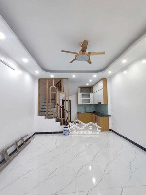 bán nhà #hồng_hà 37m2, 5 tầng, mt 4.5 giá chỉ 6.7 tỷ