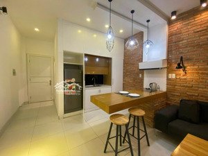 cho thuê căn hộ 1pn full nội thất cao cấp ngay chợ bến thành, trung tâm tài chính quận 1