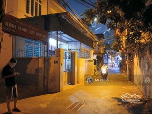 nhanh tay hàng hiếm, trung tâm quận nam từ liêm, 40m2 5 tầng, thang máy, thoáng trước sau, 6,5tỷ.