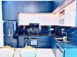 bán nhà sẵn nội thất-dt:5m*19-4 tầng 4 pn -ô tô ngủ nhà kdc anh tuấn - sẵn thang máy q7 nhà bè 11t9