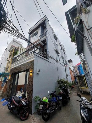 bán nhà trung tâm quận 7 4pn 5wc đẹp giá siêu hời tại phú thuận,7,95 tỷ, dt5x14m,3 lầu.lh0931432374