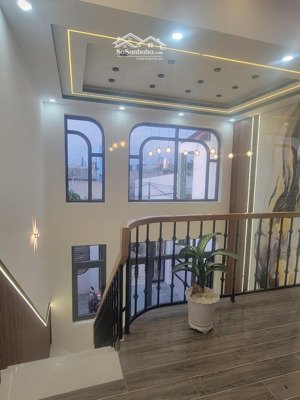 chính chủ cần bán căn nhà 1ty 980 mới xây mới tinh.