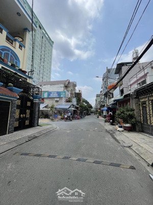 bán gấp giảm ngay 1 tỷ - chỉ còn 3,9 ty - hẻm nhựa oto - ngay hòa bình - tân phú - sổ riêng