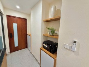 bán toà chdv minh khai lô góc 3 thoáng v3 vào nhà 72m2*7t thang máy 17pn dt 1 tỷ/năm gần neu, pccc