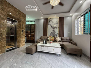 liên mạc giá 7.3 tỷ hiếm, lô góc, 36m 6 tầng mt 5m 10m ra ô tô tránh, ở ngay