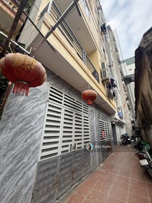 cực hiếm!!bán nhà ngay kđt xala ngã 4 mậu lương gần kiến hưng luxury 4 tầng-mt 8m giá hơn 5tỷ