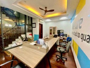 mặt phố chính kd bạch thái bưởi, văn quán, hà đông. dt 85m2, 5 tầng, giá 19,5 tỷ. thang máy