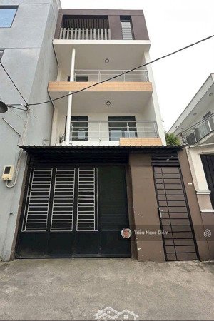 chdv sát hutech hẻm xe hơi ngang 5.2m 8 phòng full kín dòng tiền 32tr/tháng 4 tầng. chỉ 14.9 tỷ.