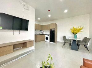 căn hộ 2pn mới 100% đầy đủ nội thất gần sân bay tân sơn nhất đào duy anh, phú nhuận