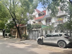 chính chủ bán biệt thự văn quán 200m2 - 4 tầng - mặt tiền 11m - giá 42 tỷ có thương lượng.