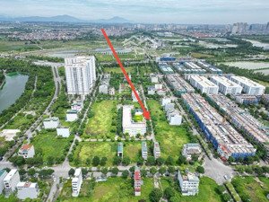 cần bán biệt thự khu đô thị thanh hà mường thanh khu b1.3 giá chỉ 9xtr/m2.