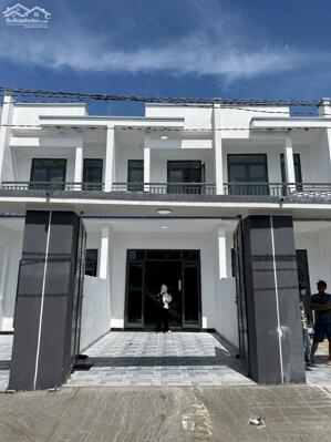 Hot! NHÀ NGAY CÂY XĂNG ĐỨC HƯNG - CÁCH ĐƯỜNG ĐỒNG KHỞI 5Phút