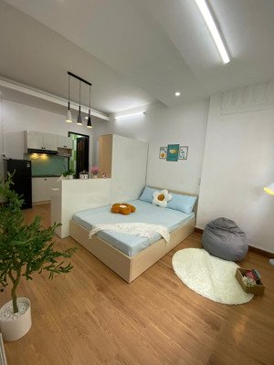 cho thuê căn studio có ban công đường trương hoàng thanh, tân bình