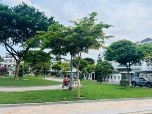 lô sạch đẹp đường vũ lăng đối diện công viên kdt vcn phước hải chỉ 9,2 tỷ/ lh 