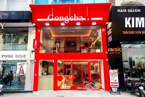 cho thuê nhà mặt phố lê trọng tấn 70m2 x 3 tầng. mt 7m. vỉa hè sân bay, dãy đẹp nhất phố