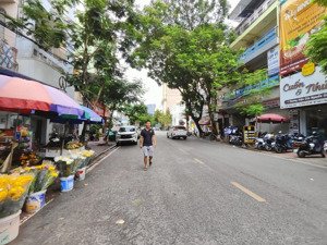 bán nhà 4 tầng mặt đường trần quang khải vị trí đẹp, 93m2 - mt 4,6m - 21 tỷ