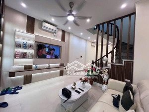 mỹ đình gần cạnh khu vip hàn quốc 40m2 mt 4,5m lô góc phân lô ô tô tránh nhau kinh doanh cho thuê