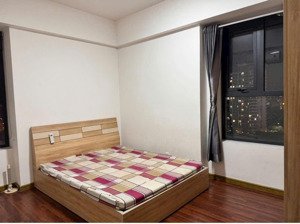 tìm bạn nữ ở ghép - quận 2, ngay chân cầu sài gòn, gần ga metro