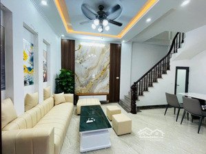 nhà mới lô góc gần đh bách khoa, kinh tế, phố hồng mai, bạch mai, quận hai bà trưng gần phố huế