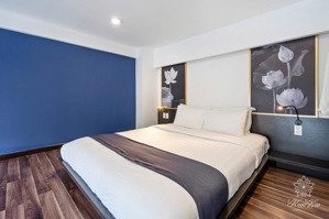 cho thuê phòng trọ view đẹp 45m2 có cửa sổ lớn ban công thoáng mát gần sân bay tân sơn nhất quận tb