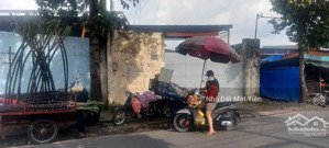 nhà xưởng dt 400m2, mặt tiền nguyễn thị sáu, gần ngã 5 chợ đầu mối hóc môn