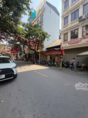 vip tòa nhà văn phòng 9tầng trung tâm đống đa, phố đoàn thị điểm 160m2 - giá 110tỷ - dòng tiền đỉnh