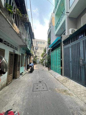 siêu phẩm nhà mới trường chinh, tân bình, 4 tầng, giá chỉ 7.7 tỷ!