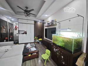 (tin thật 100%) ch lô góc 79m2 x 2pn có lốt ô tô tại n04a ngđ - ban công đông bắc - sẵn nội thất