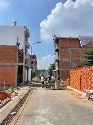 cần bán lô đất đường xe hơi 7m gần chợ hiệp bình, gần đường phạm văn đồng, hbc thủ đức