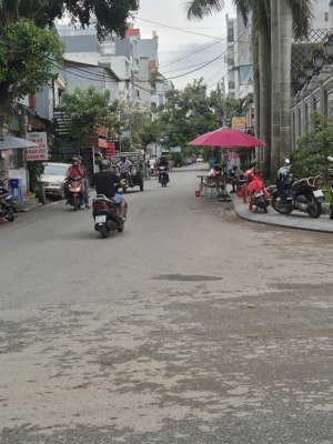 hót hót ô tô ngủ trong nhà , bán nhà 4 tầng , ngang 5 x 12.9 , phú thuận q7 , khu an ninh văn minh