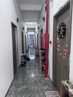 ngộp bank thanh lý chính chủ cần bán gấp - nhà dịch vụ