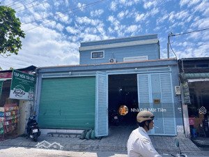 bán nhà xưởng dt 400m2, mặt tiền nguyễn thị sáu, gần chợ đại hải hóc môn
