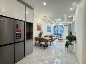 bán gấp căn hộ 71m2 2pn sky garden pmh - q7, mới 100% tặng nt cao cấp