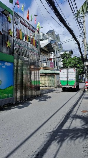 bán đất full thổ cư, 200m2, ngang khủng 12m, ngay quốc lộ 13, 8,9 tỷ