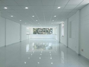 cho thuê văn phòng đường nguyễn văn trỗi, dt 150m²
