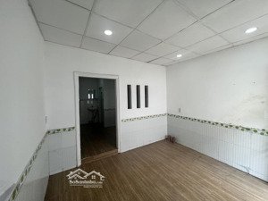 bán nhà ql 13 , hiệp bình phước , thủ đức , 2,3 tỷ (còn tl)