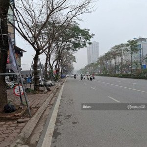 toà nhà võ chí công, dt 180m², mt 8m, lô góc, dòng tiền 4.8 tỷ/năm,cạnh siêu đô thị tây hồ tây