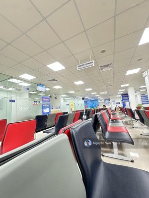 bán toà nhà 2t mt cmt8 ngang 25m, diện tích khủng 625m, thu nhập 90tr/tháng