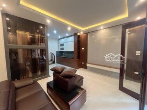 trần phú - nhà mới đẹp - lô góc - thang máy - full nội thất hiện đại cần tìm chủ