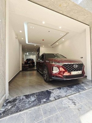 bán nhà phân lô ngõ 389 đường hoàng quốc việt cầu giấy oto vào kinh doanh sầm uất