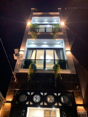 nhà 4,2x10- xây mới ngay quang trung, p10