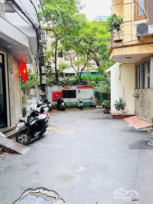 bán nhà phương mai - đống đa gần đh bkx, ngõ 4m, gần phố 30m. 46m2 x 4 tầng x mt 4.2m - giá 13,5 tỷ