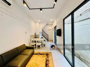 khu vip + nhà đẹp | trung tâm khu phố bùi viện quận 1 | 30m2 - 4 tầng full nội thất| giá chỉ 8,x tỷ