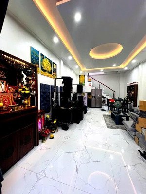 bán nhà sát sân bay tân sơn nhất, gần 40m2, 2 tầng, khu phổ quang tân bình, giá chỉ 7.6 tỷ