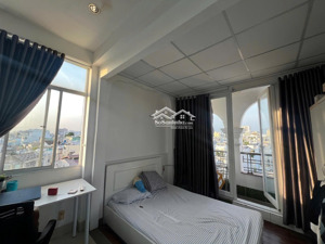 cho thuê gấp căn studio full nt ban công siêu thoáng tại phú nhuận